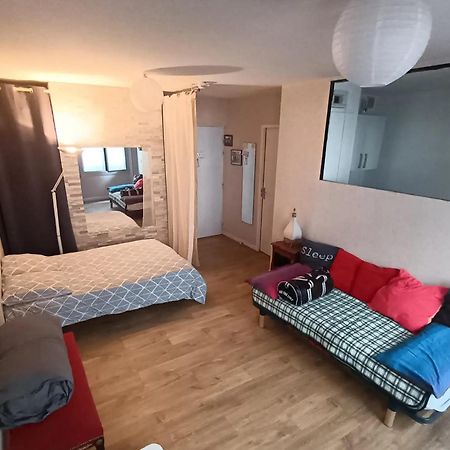 Studio Charmant A Clermont Ferrand 31 M² Parking Inclus Exterior foto